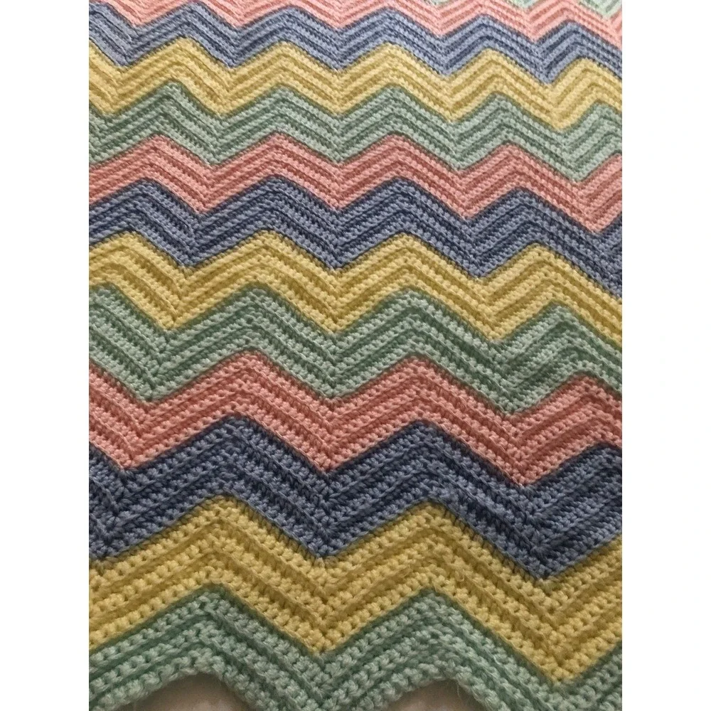 Four toned Chevron Pretty Pink Blue Yellow Green Vintage Afghan‎ Throw Blanket